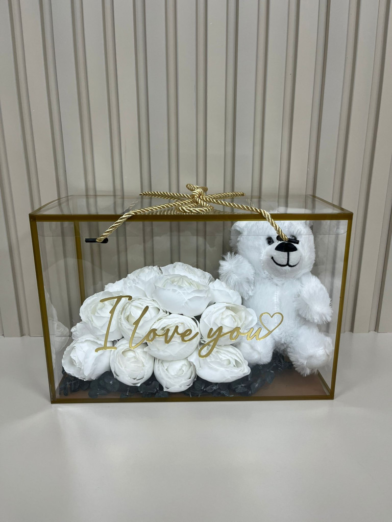 ŞEFFAF ÇANTADA SOLMAYA BEYAZ ŞAKAYIK GÜLLER