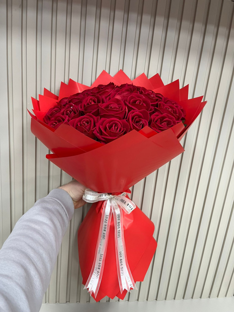 SOLMAYAN KIRMIZI  GÜLLER NO:6