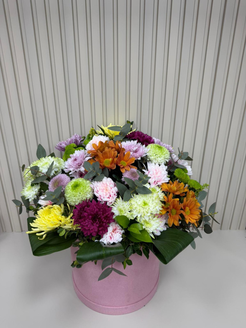 PEMBE KADİFE KUTUDA RENK CÜMBÜŞÜ