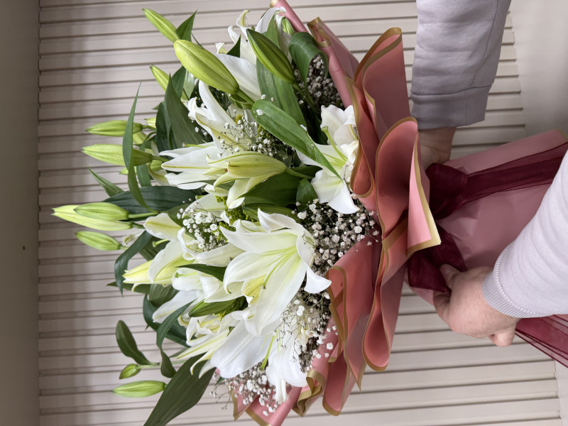 BEYAZ LİLYUM BUKETi