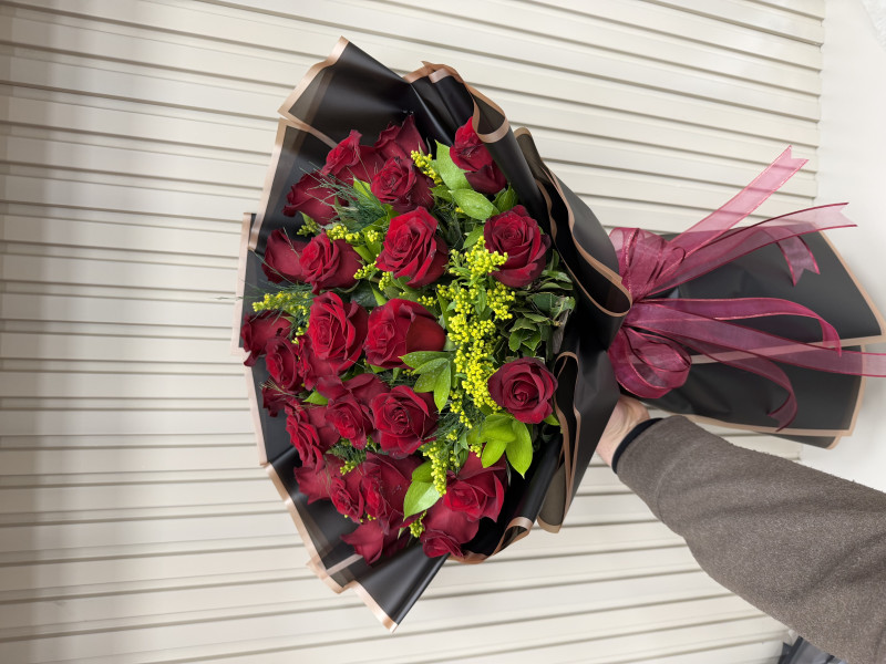 25 ADET KIRMIZI GÜL