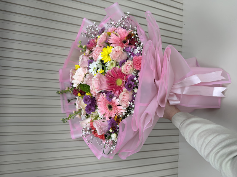 KARIŞIK TONLAR BUKETİ